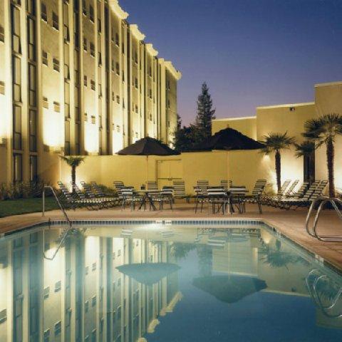 Wyndham Hotel